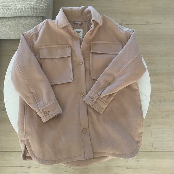 Abercrombie shacket - Picture 1 of 2